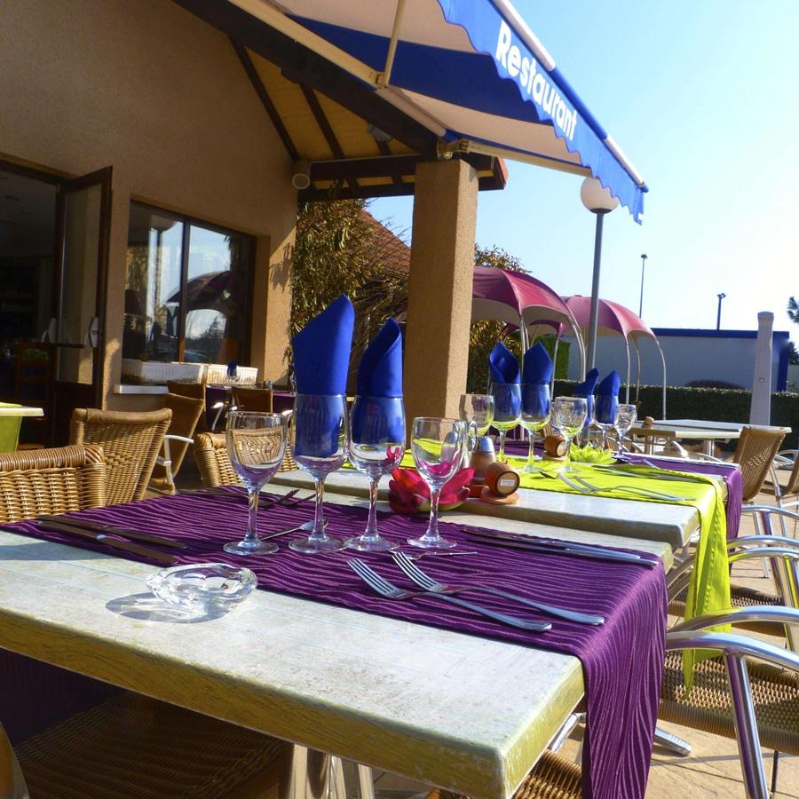 Kyriad Direct Acheres Exterior photo