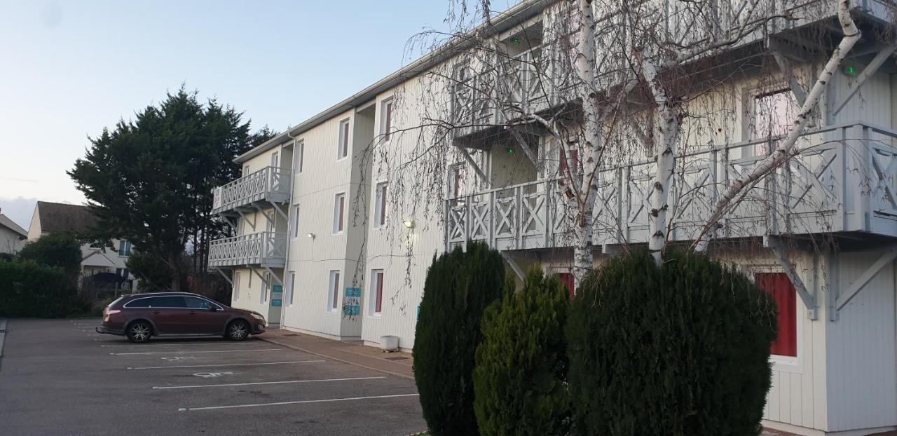 Kyriad Direct Acheres Exterior photo